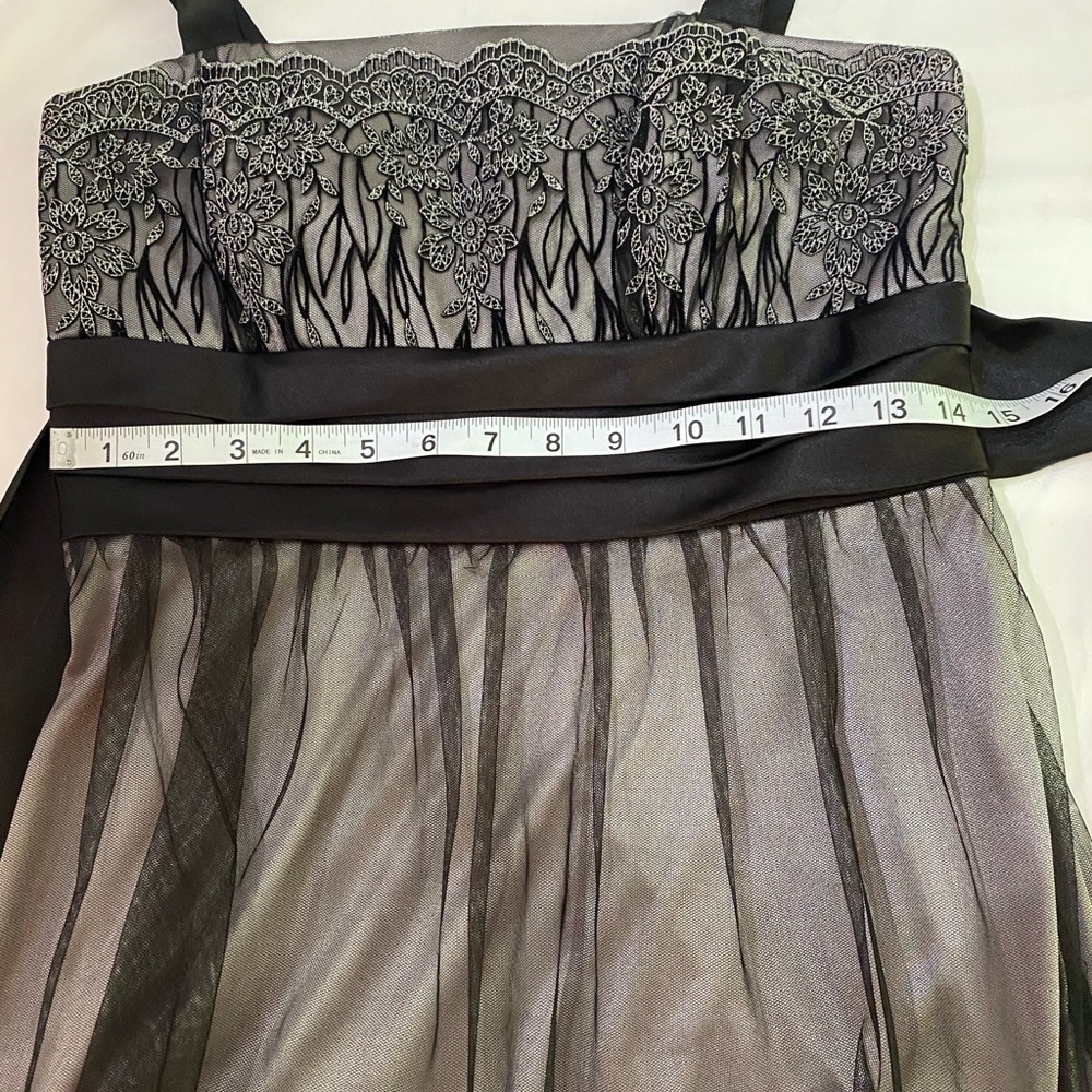 VINTAGE Kathy Roberts Black/Gray Embroidered Floral Tulle Metallic Party Dress 6 - Picture 10 of 11